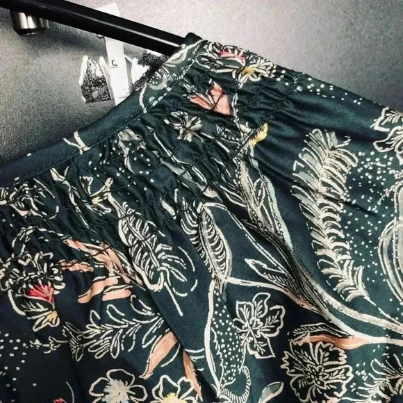 Christopher & Banks 3/4 sleeve, scoop sheered v-neck tie,floral blouse - Picture 5 of 7